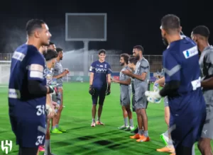 بونو في معسكر التدريبات للهلال