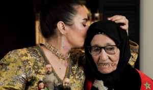 أسماء المدير بمعية بطلة فيلم "كذب أبيض"في المهرجان الدولي للفيلم في مراكش.