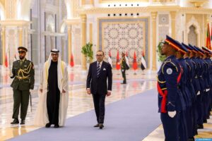 مراسم استقبال العاهل المغربي محمد السادس من قبل سمو الشيخ محمد بن زايد آل نهيان بدولة الإمارات 