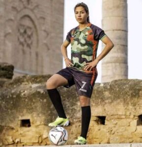 غزلان الشباك عميدة المنتخب المغربي النسوي