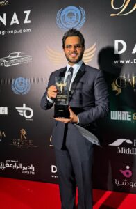 الإعلامي اللبناني نيشان رائد العمل الإنساني