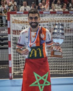 اللاعب الدولي سفيان مسرار