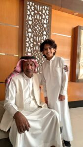 الدكتور موسى مبروك رئيس مركز صوت الوطن للدراسات والإعلام برفقة الممثل الكبير رائد العسيري