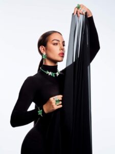 دار "باسكواليه بروني" Pasquale Bruni تختار جورجينا رودريغيز Georgina Rodriguez الوجه الإعلاني لحملتها الجديدة