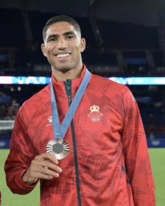اللاعب الدولي المغربي أشرف حكيمي